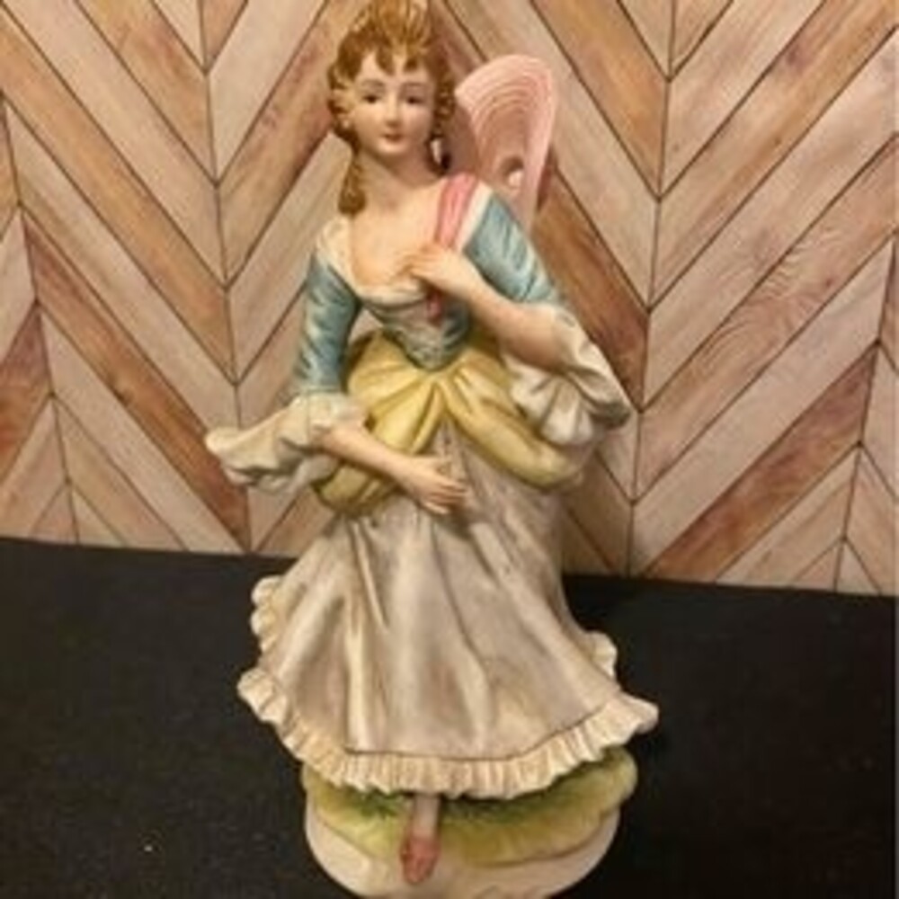“Mildred” KW3046 Lefton China Hand Painted [Item 409]
